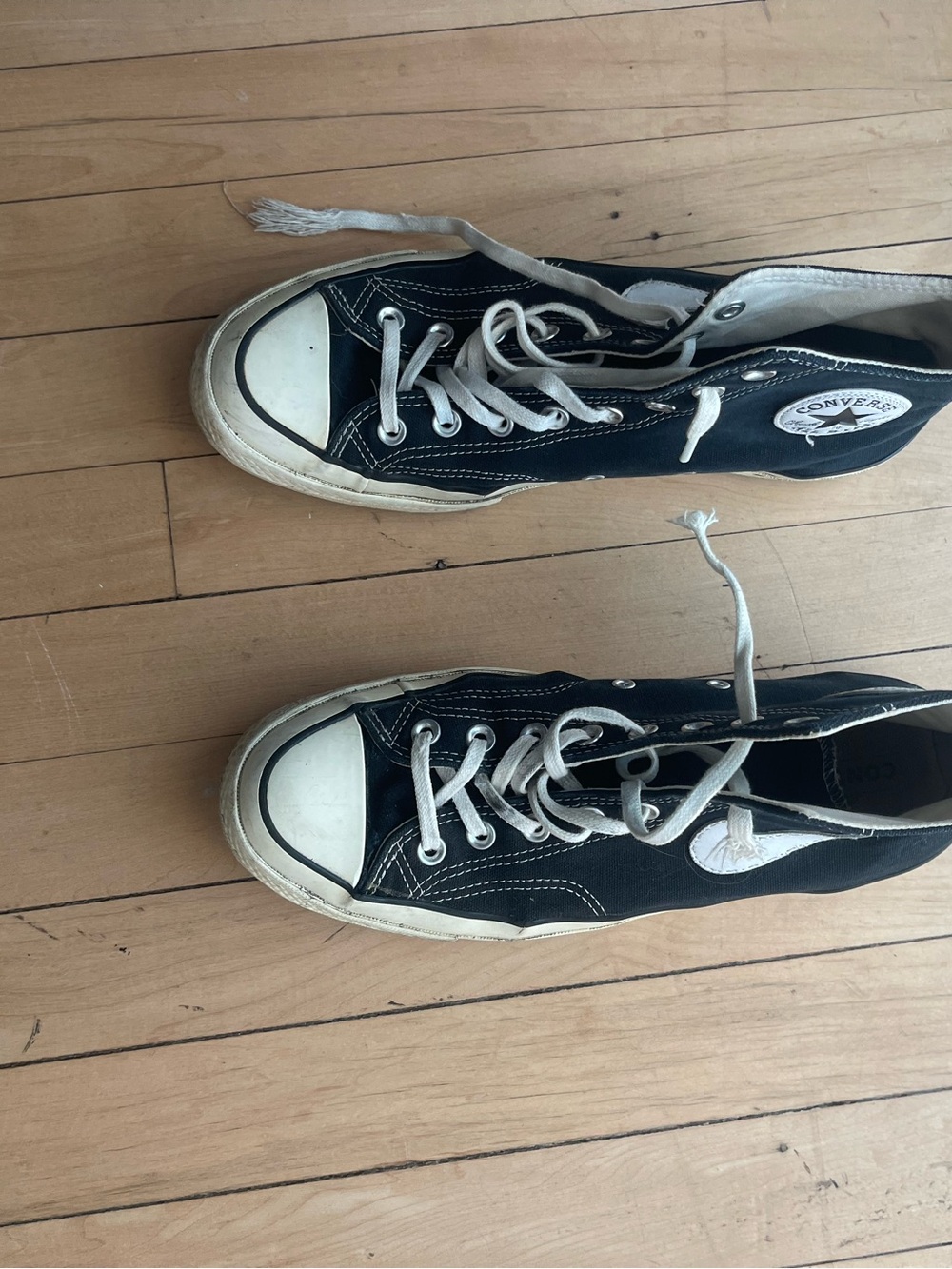 Converse Men’s Black High Top Sneakers with White Trim - Picture 3 of 5